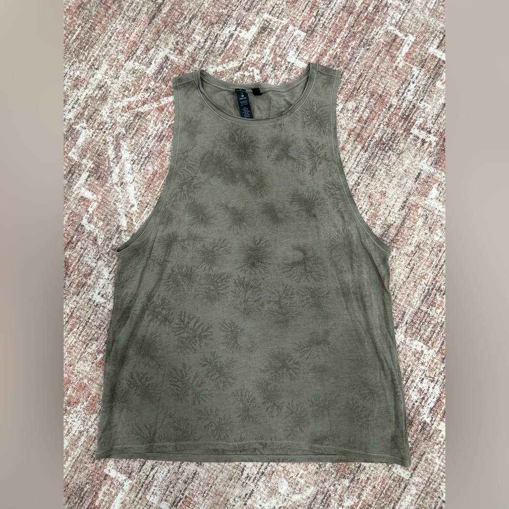 Lululemon Lab Kosaten Tank Rare Women Size 4 OD Green Pattern Gym Athleisure - Picture 2 of 7